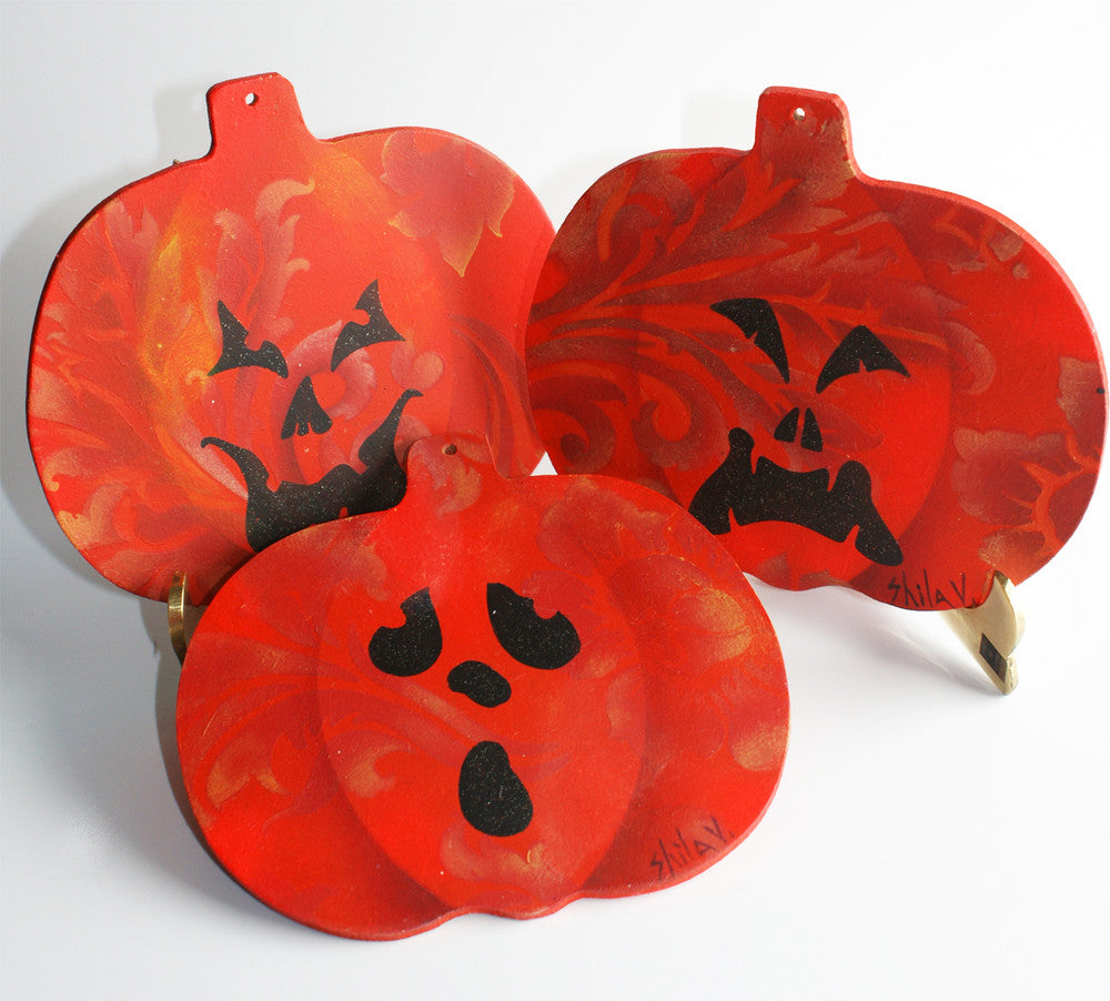 Jack-O-Lantern Halloween Faces Round Cookie Stencil Set by Designer Stencils used for crafts