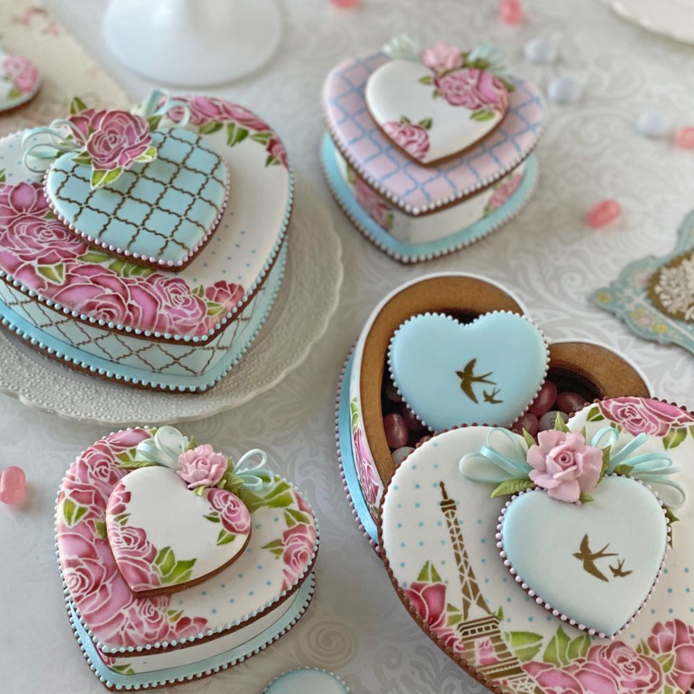 Cookie Heart Box project from Julia Usher
