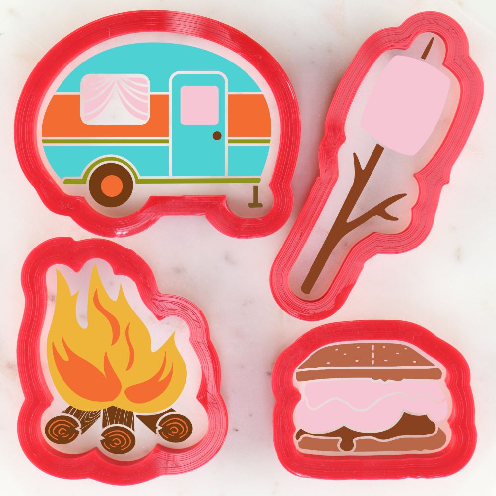 Making S'more Memories Cookie Stencil Set With Cookie Cutters