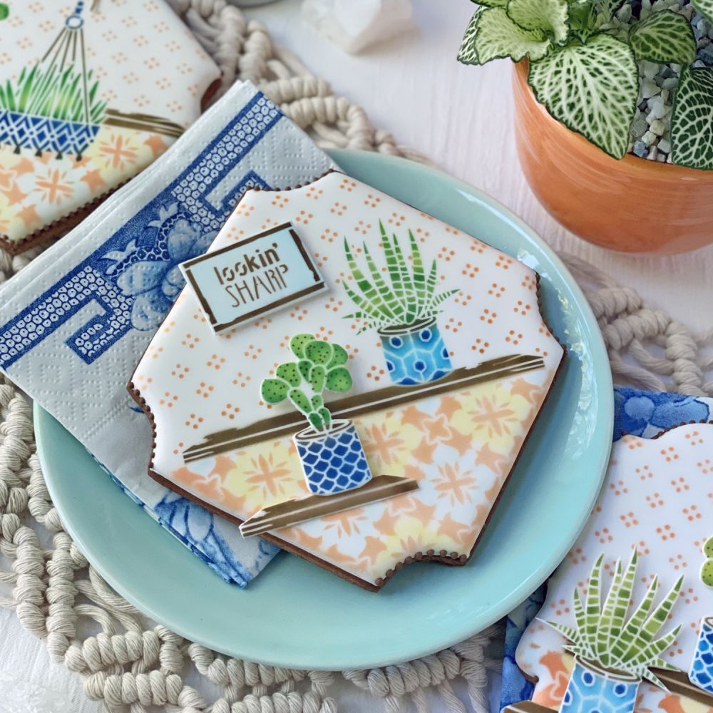 Stunning Stenciled Cookies with the Stencil Genie